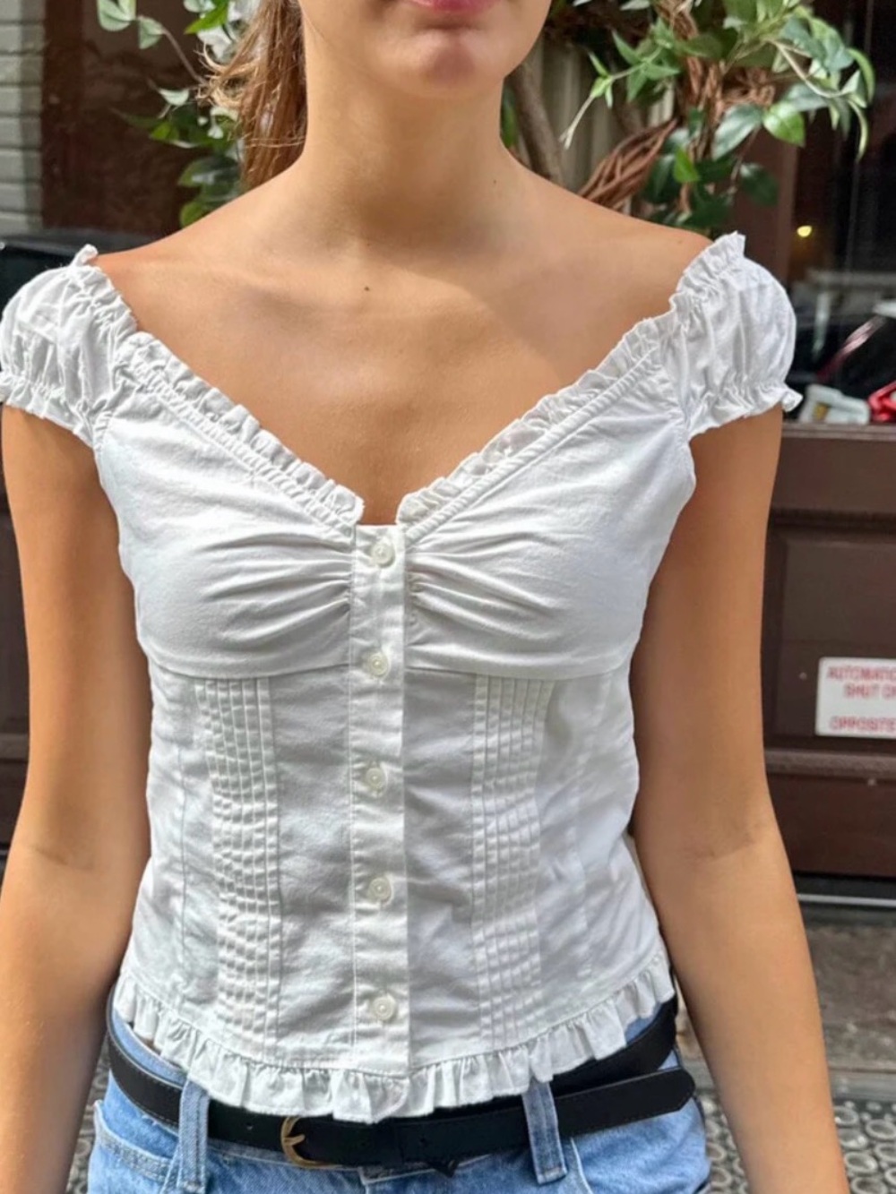 Women’s White Ruffled Button-Front Top brandy
